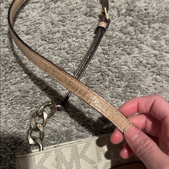 Michael Kors Beige and Pink Crossbody Bag - Picture 5 of 6